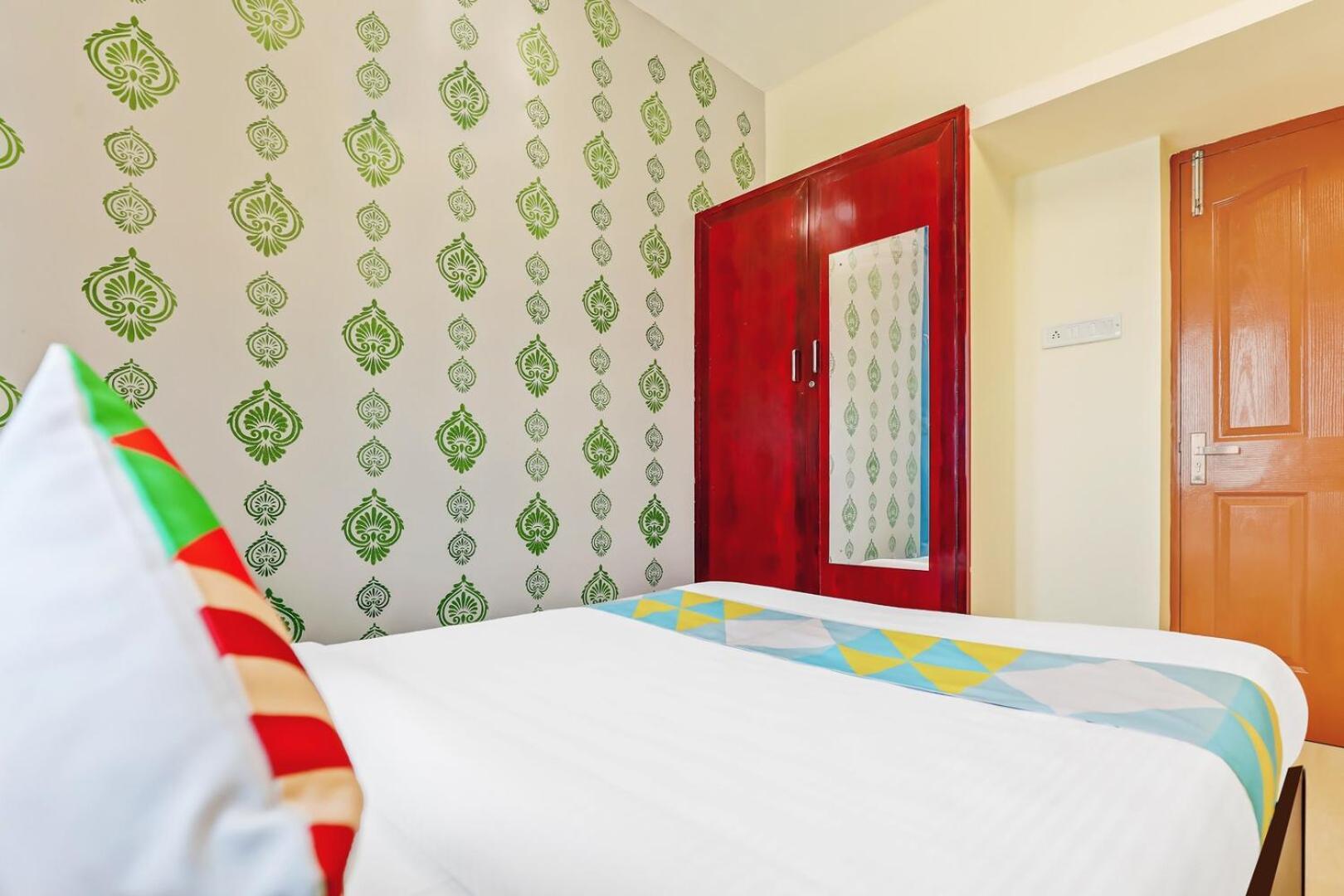 Shri Sai Balavany Residency Puducherry Exterior foto