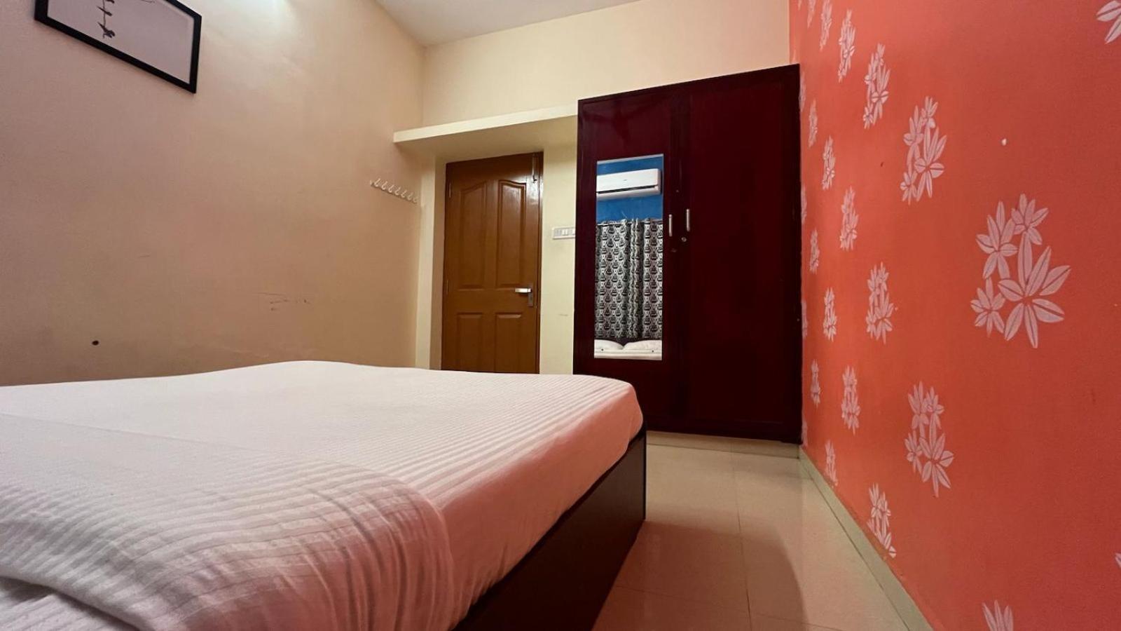 Shri Sai Balavany Residency Puducherry Exterior foto